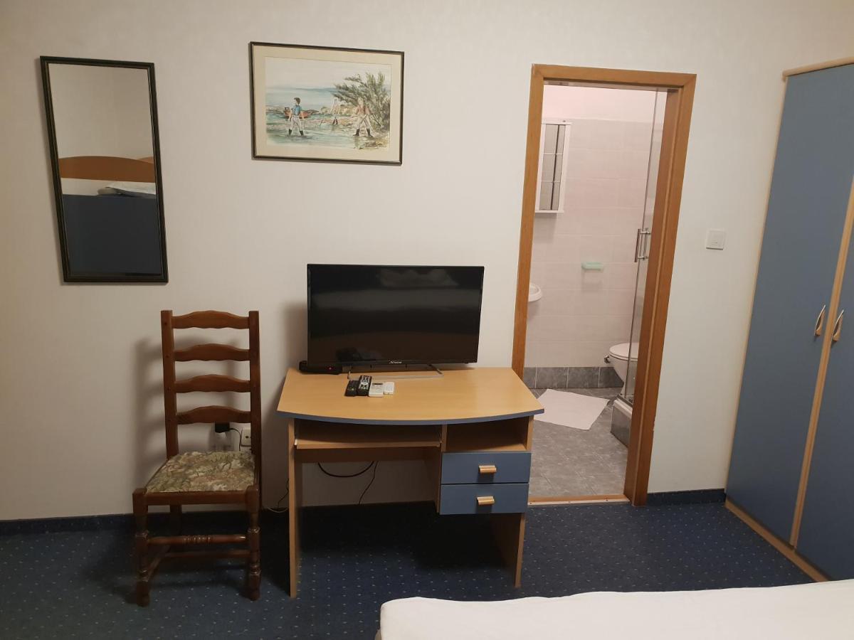 Pansion Laguna Metajna Extérieur photo